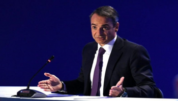  رئيس الوزراء اليوناني كيرياكوس ميتسوتاكيس