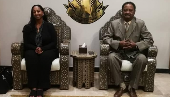 وزيرة النقل الإثيوبية ووكيل وزارة البنية التحتية والنقل السوداني 