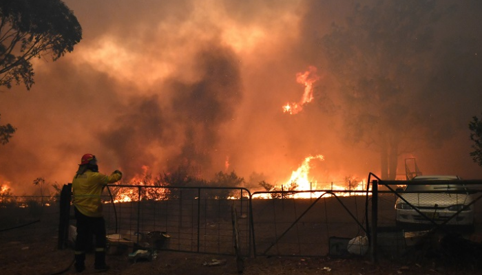 ارتفاع حصيلة ضحايا حرائق الغابات في أستراليا إلى 13 قتيلا
