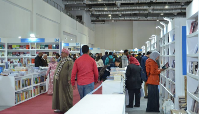 رواد معرض القاهرة للكتاب