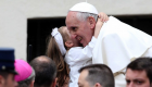 إنسانية البابا فرنسيس.. مكالمة تعيد الأمل لطفل مريض بالسرطان 