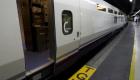 قتيل و4 مصابين جراء تصادم قطارين في إسبانيا