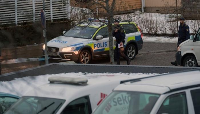 الشرطة السويدية في موقع الحادث