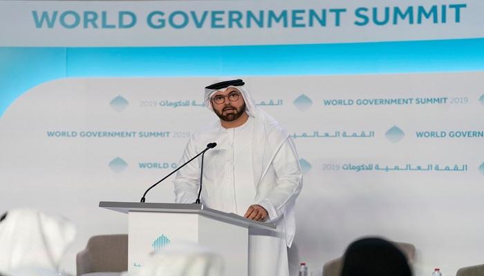 القرقاوي وريك بيري يعلنان فوز الإمارات بتنظيم تحدي