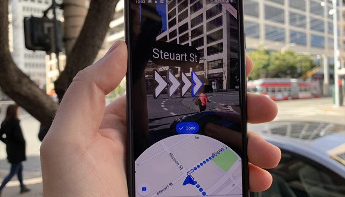 خرائط جوجل تتيح ميزة التنقل بتقنية الواقع المعزز