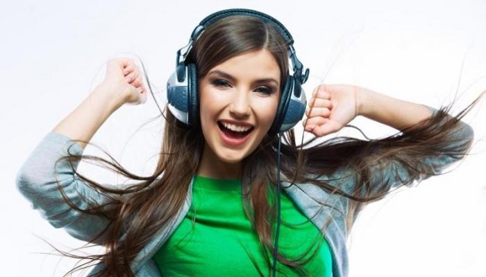 الموسيقى الصاخبة تضر الأذن - أرشيفية