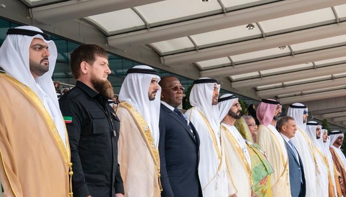 محمد بن راشد ومحمد بن زايد يشهدان افتتاح معرض أيدكس
