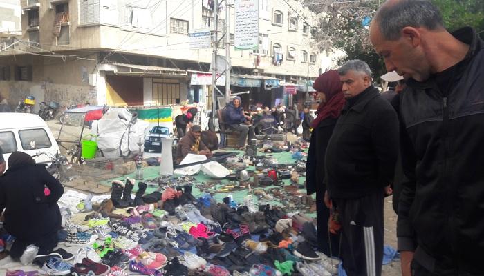 سوق "البالة" في غزة شاهدة على أوضاع القطاع المأساوية