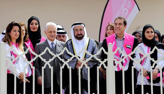 الشيخ الدكتور سلطان بن محمد القاسمي يعطي إشارة الانطلاق للمسيرة