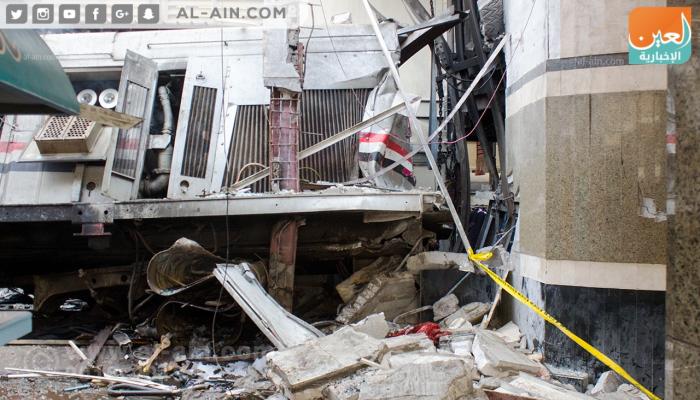 جانب من الخسائر التي خلفها حادث قطار محطة مصر