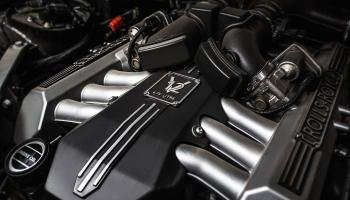 محرك V12   