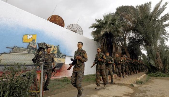 عناصر من قوات سوريا الديمقراطية