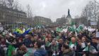 بالصور.. جزائريون يتظاهرون في باريس ضد ترشح بوتفليقة