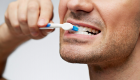غسيل الأسنان مرتين في اليوم يوقف انتشار سرطان الأمعاء
