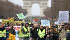 بالصور.. "السترات الصفراء" تجدد دماء الحركة بالاعتصام في باريس