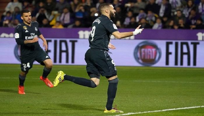 كريم بنزيمة مهاجم ريال مدريد