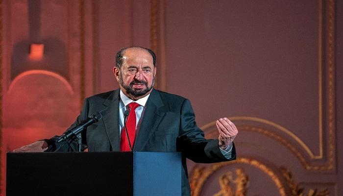 حاكم الشارقة يطلق كتابين جديدين باللغة الإنجليزية في لندن