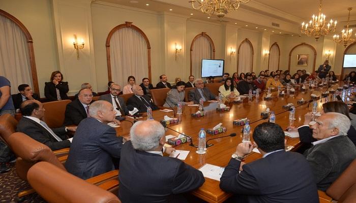 أحمد أبوالغيط خلال محاضرة بالجامعة البريطانية في القاهرة