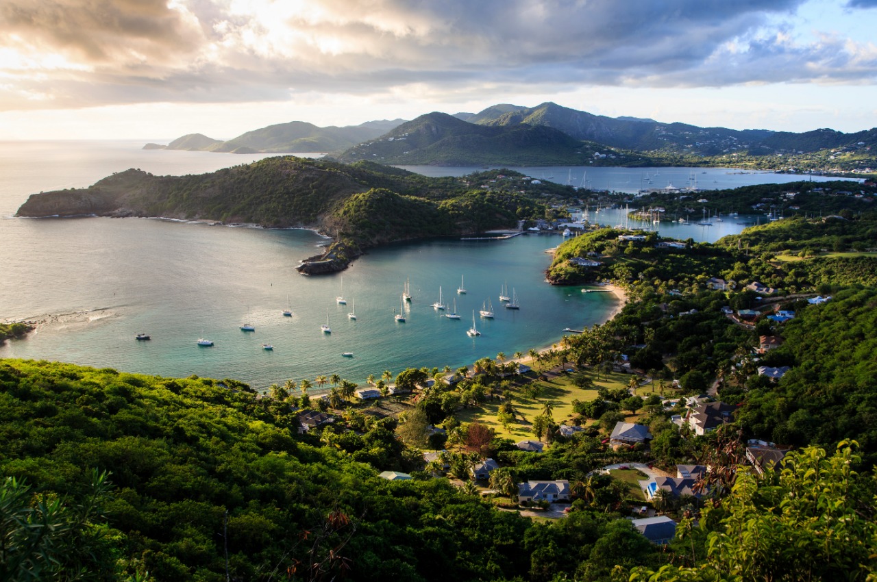 143 192207 five islands calm isolation around world 12