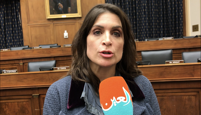 الأكاديمية الفنزويلية فانيسا نيومن
