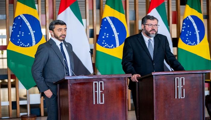 الشيخ عبدالله بن زايد ووزير خارجية البرازيل خلال المؤتمر الصحفي