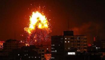 الاحتلال الإسرائيلي يشن غارات جوية على غزة - أرشيفية