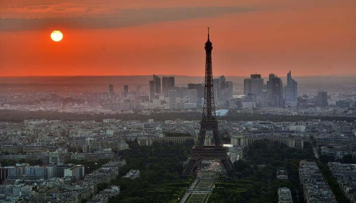عجز الميزانية الفرنسية ينخفض إلى أدنى مستوى منذ 12 عاما
