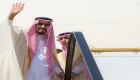 العاهل السعودي يغادر إلى تونس للمشاركة في القمة العربية