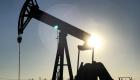 أسعار النفط تهبط بعد ارتفاع مخزونات الخام الأمريكية
