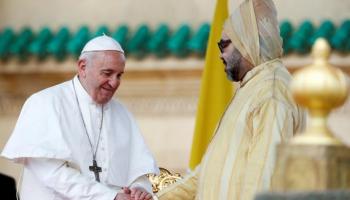 العاهل المغربي يستقبل البابا فرنسيس