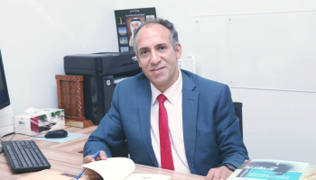  الدكتور محمد حسن عبدالحافظ - صورة أرشيفية