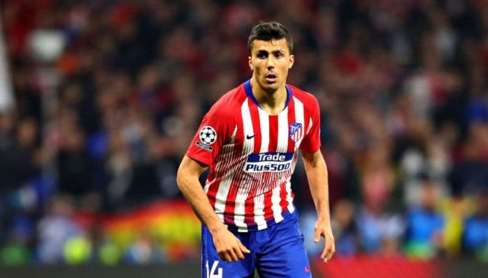 رودري لاعب وسط أتلتيكو