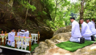 بالصور.. تايلاند تجمع "المياه المقدسة" لتتويج الملك