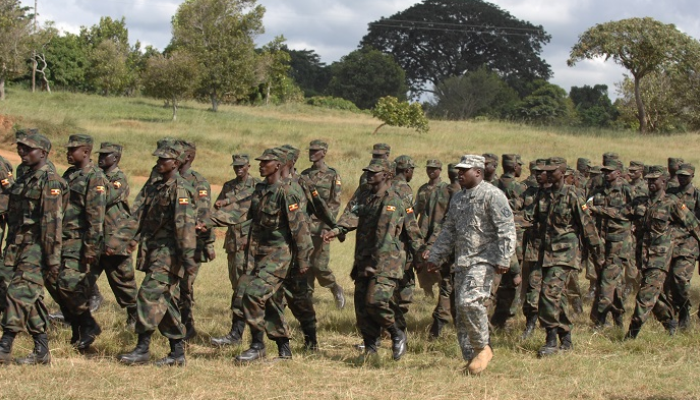 الجيش الأوغندي يعلن إنقاذ سائحة أمريكية بعد تعرضها للخطف - أرشيفية