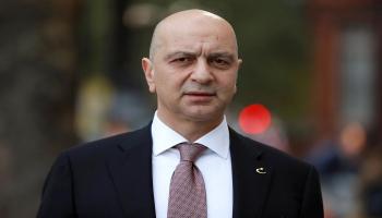 الملياردير التركي أكين إبيك
