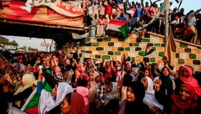مظاهرات السودانيين تقود لتغيير سياسي حقيقي