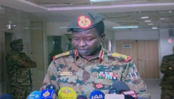 الفريق الركن شمس الدين كباشي إبراهيم المتحدث باسم المجلس العسكري بالسودان
