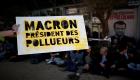 بالصور.. ناشطو التغير المناخي يغلقون مداخل شركات في باريس