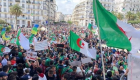 مظاهرات حاشدة في الجمعة الـ9 بالجزائر وسترات برتقالية لحماية السلمية