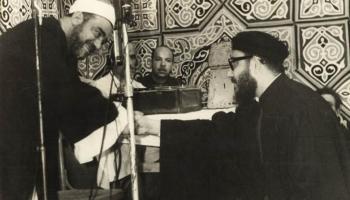 الشيخ النقشبندي يتلقى تهنئة من رجل دين مسيحي