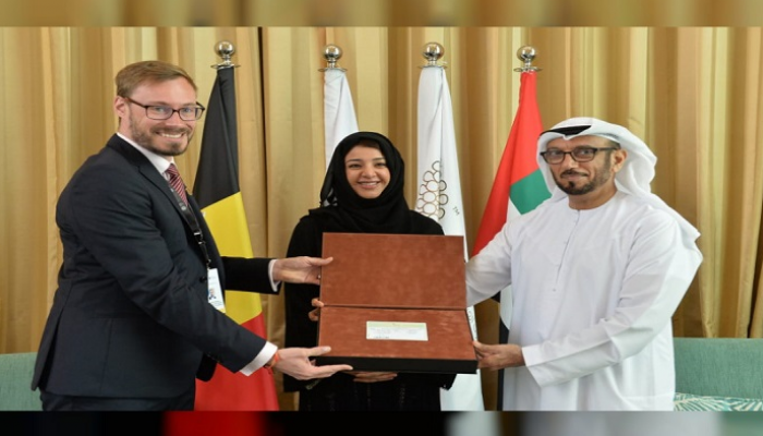 المفوض العام لمملكة بلجيكا يتسلم أول بطاقة منشأة