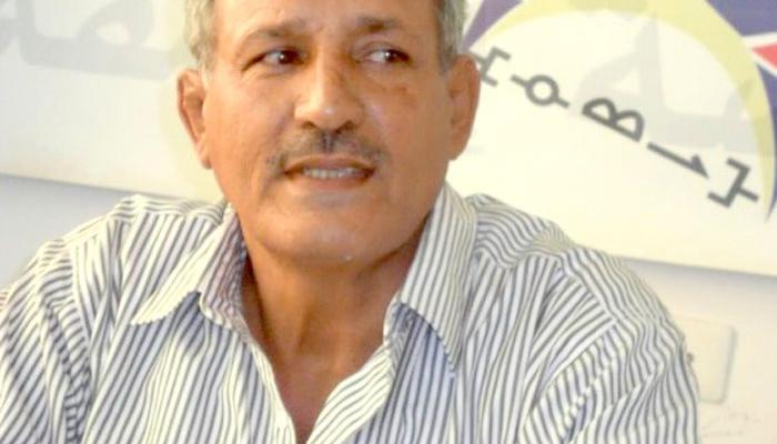 الروائي اليمني محمد الغربي عمران - صورة أرشيفية