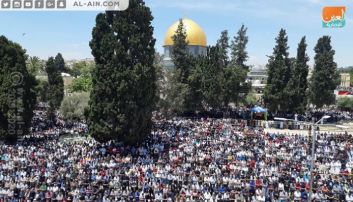 آلاف المصلين في المسجد الأقصى