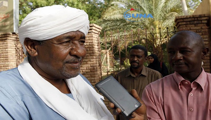 الشيخ محمد حمد النيل أحد قادة الطرق الصوفية بالسودان