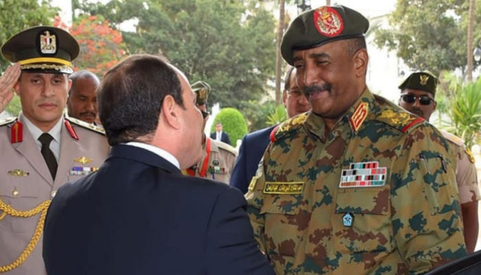 السيسي يستقبل البرهان