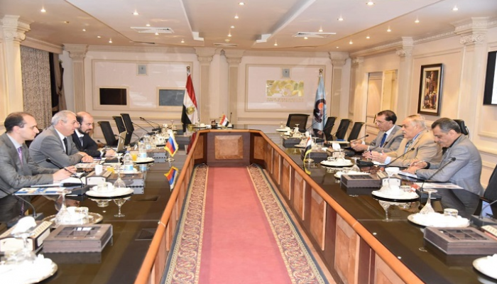 زيارة وفد روسي للهيئة العربية للتصنيع في مصر