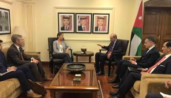  وزير الخارجية الأردني ومسؤولة ملف الشرق الأوسط بالخارجية السويدية 