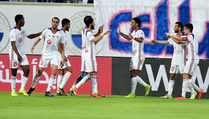 فرحة الشارقة بلقب الدوري