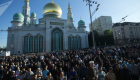 الآلاف يؤدون صلاة عيد الفطر في جامع موسكو الكبير