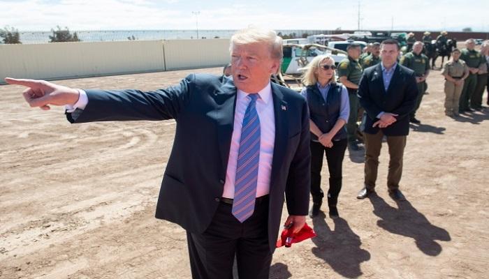 الرئيس الأمريكي دونالد ترامب بجولة على الجدار الحدودي مع المكسيك